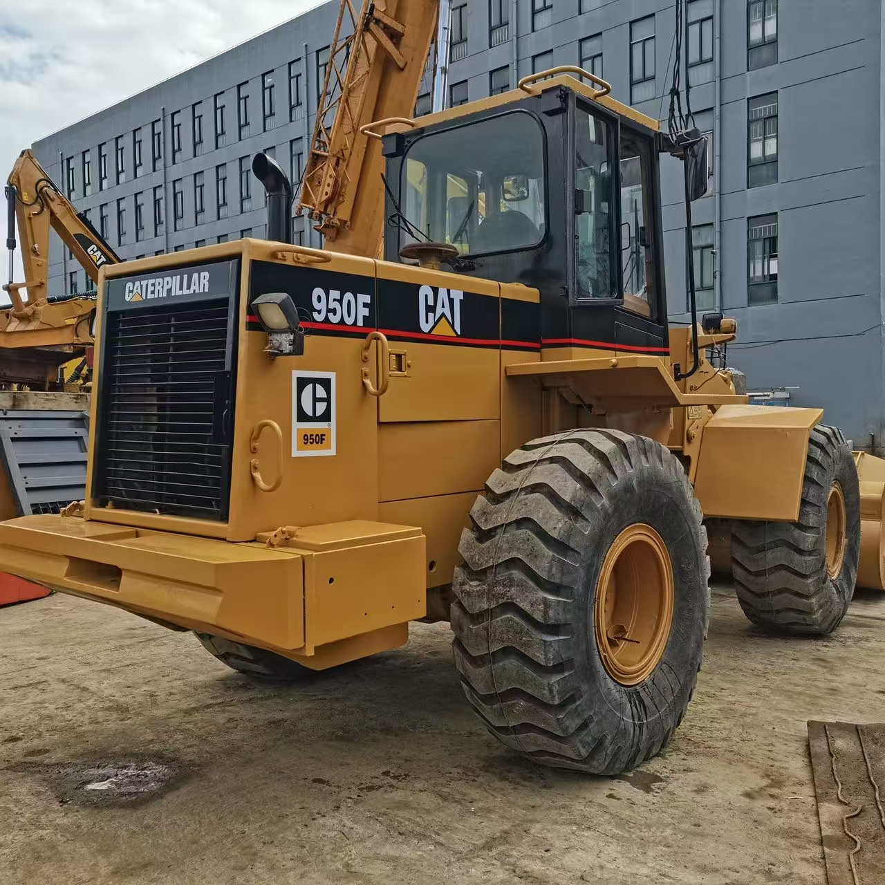 Used Cat Loader 950F – catsany.com