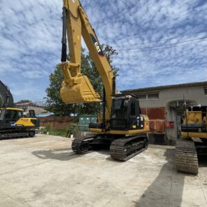 Used Caterpillar Excavator 320D2