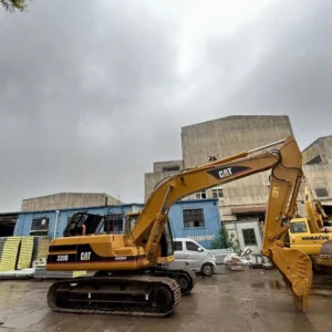 Used Caterpillar Excavator 320B