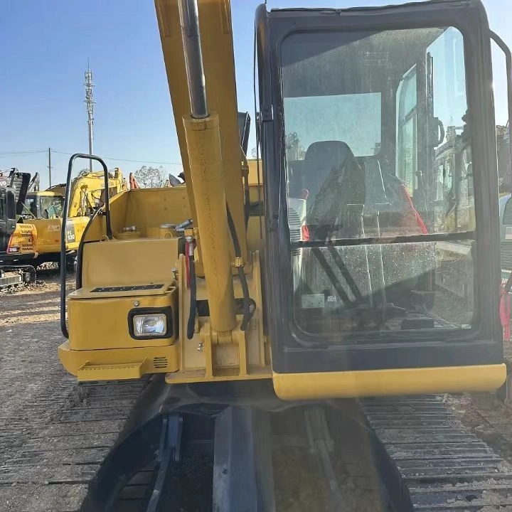 Used KOMATSU Excavator PC60 - Image 5