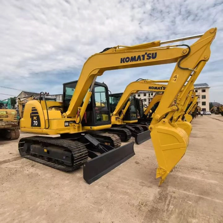 Used KOMATSU Excavator PC70