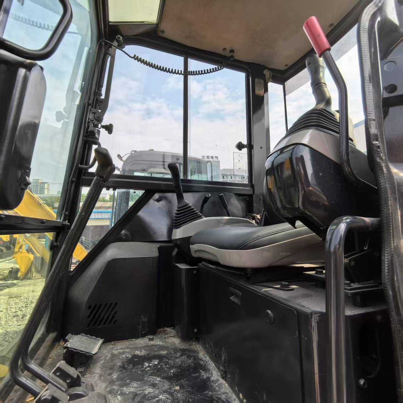 Used Komatsu Excavator PC35MR - Image 7